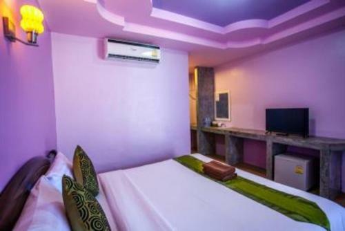 Hotel Phi Phi Don Chukit Resort