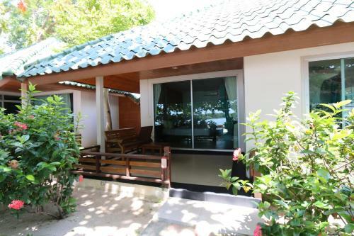 Hotel Marine Bungalows Samui