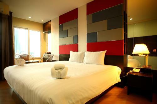 Aparthotel The Sunreno Serviced Apartment