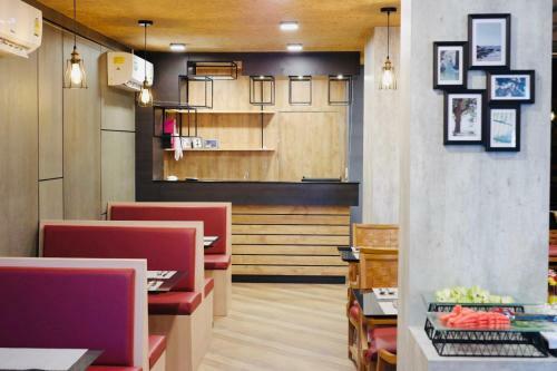 Aparthotel The Sunreno Serviced Apartment