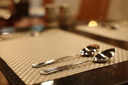 Aparthotel The Sunreno Serviced Apartment