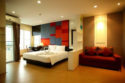 Aparthotel The Sunreno Serviced Apartment