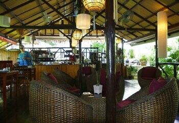 Hotel Baan Sukreep Resort