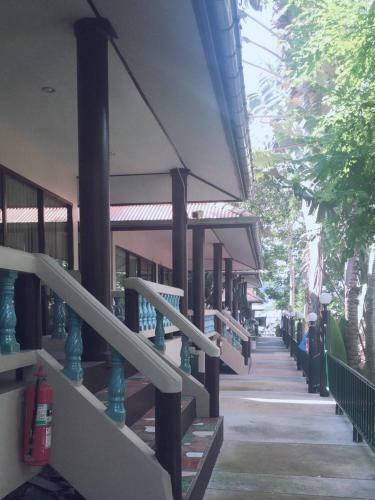 Jj Bungalow