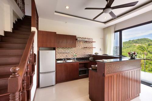 Nb Sunrise Mountain Villa