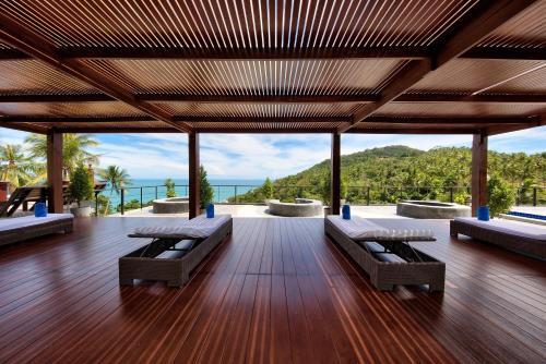 Nb Sunrise Mountain Villa