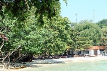 Sangthian Beach Resort