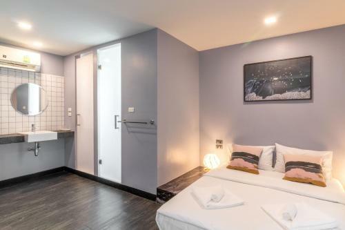 Cheqinn Bangkok Hostel