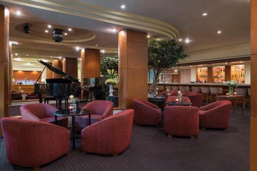 Twin Towers Hotel