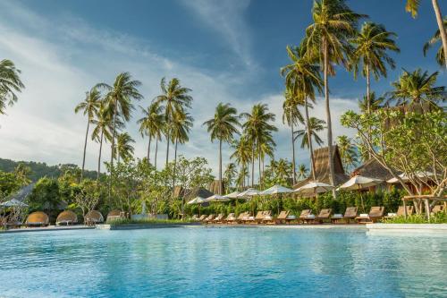 Hotel Phi Phi Island Village Beach Resort