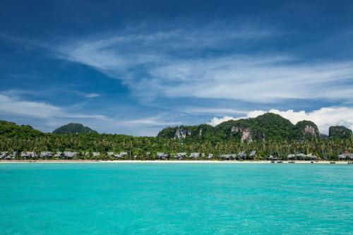 Hotel Phi Phi Island Village Beach Resort