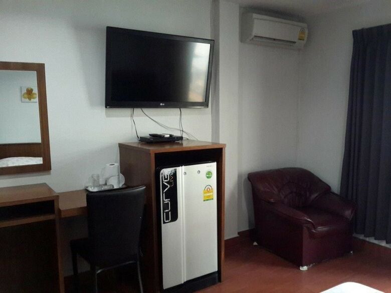 Hotel Orchid Inn