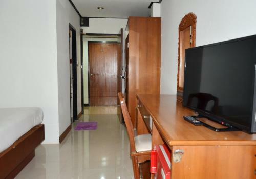 Hostal Bangkok Condotel