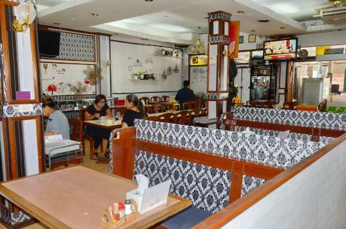 Hostal Bangkok Condotel