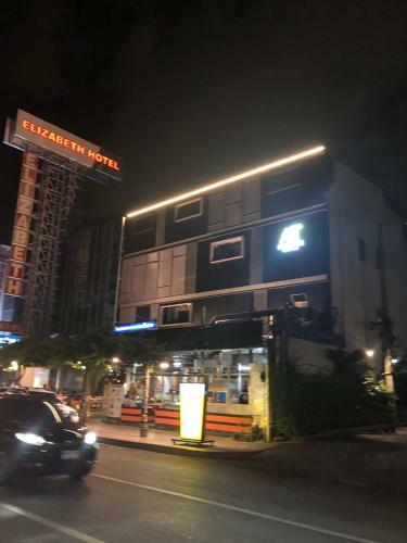 Hostal Bangkok Condotel