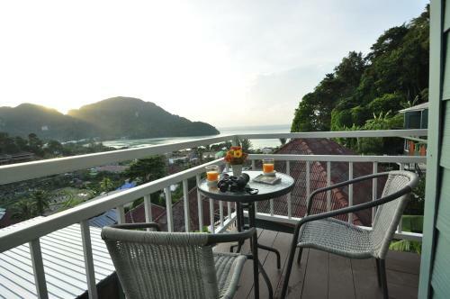 Hotel Papaya Phi Phi Resort