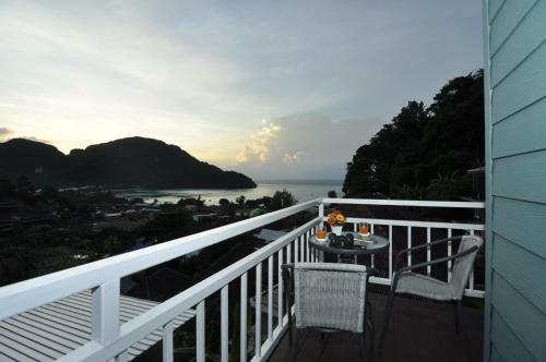 Hotel Papaya Phi Phi Resort