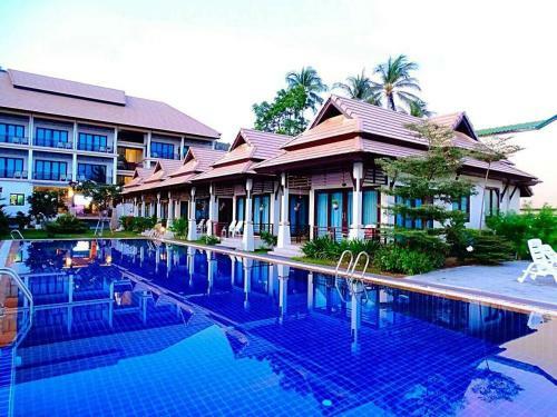 Hotel Poolsawat Villa