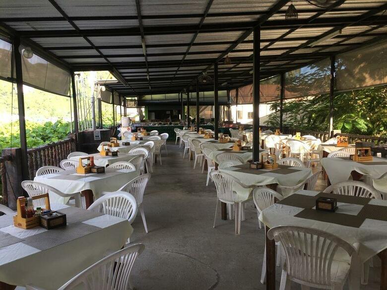 Chao Koh Phi Phi Lodge