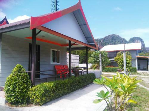 Hostal Phi Phi Coralbay