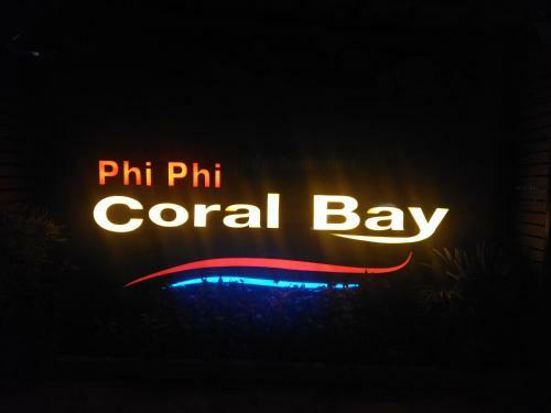Hostal Phi Phi Coralbay