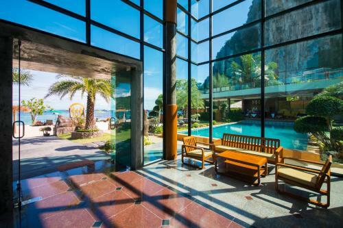 Phi Phi Nicebeach Hotel Hip
