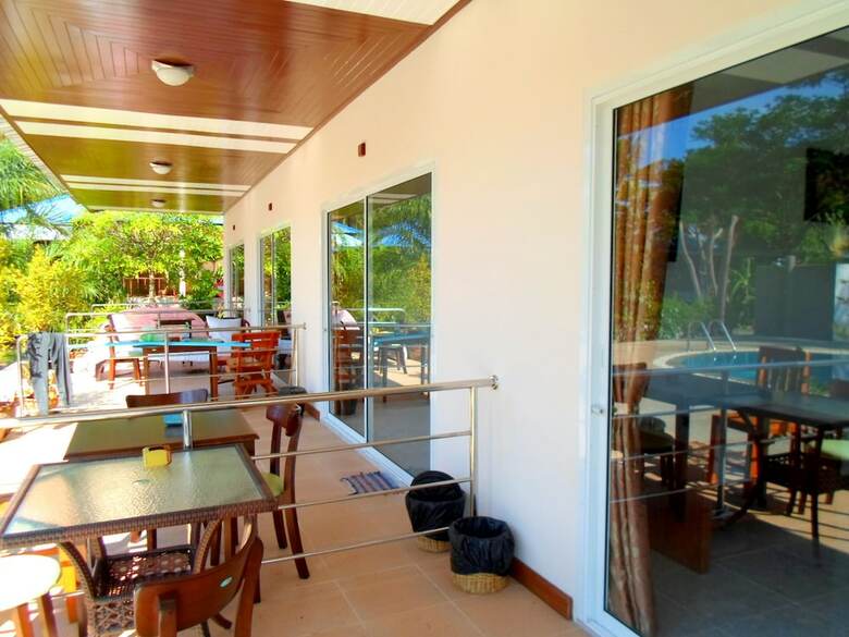 Hostal Baan Kuasakul Resort