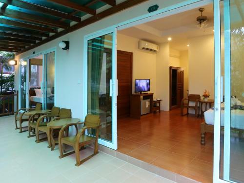 Hotel Bill Resort