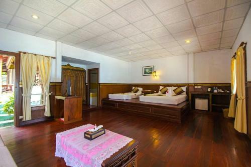 Hotel Bill Resort
