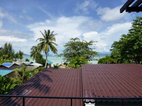 Hotel Kathalee Beach Resort & Spa