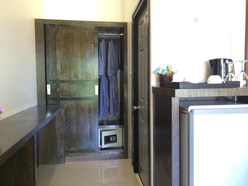 Hotel Kathalee Beach Resort & Spa
