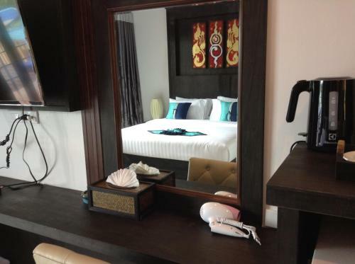 Hotel Kathalee Beach Resort & Spa