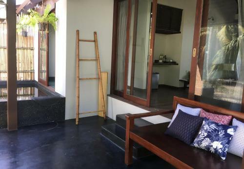 Hotel Jasmine & Tea House