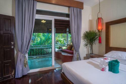 Hotel Samui Sense Beach Resort