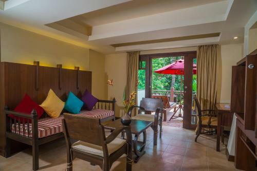 Hotel Samui Sense Beach Resort