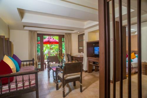 Hotel Samui Sense Beach Resort