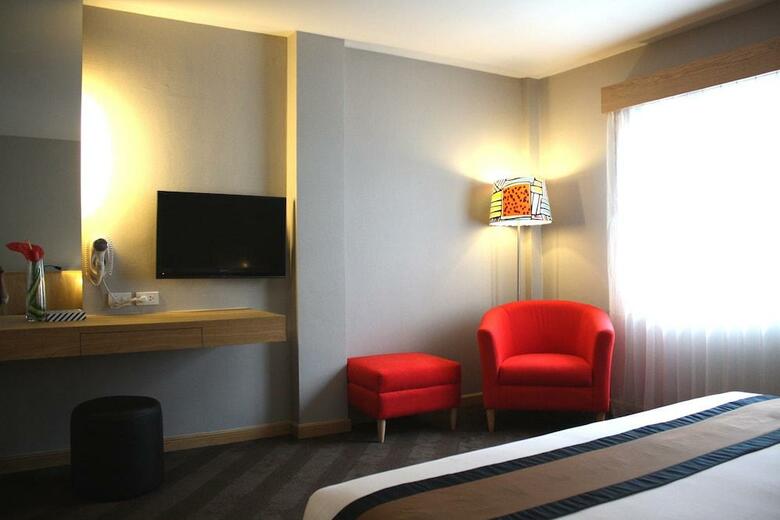 Hotel Vista Express