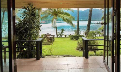 Hotel Resolution Resort