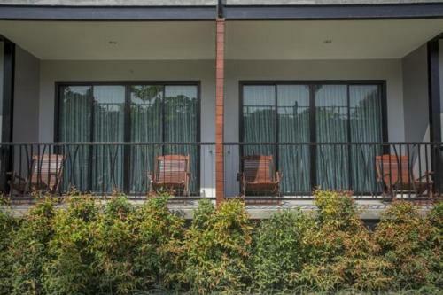 Hotel The Breeze