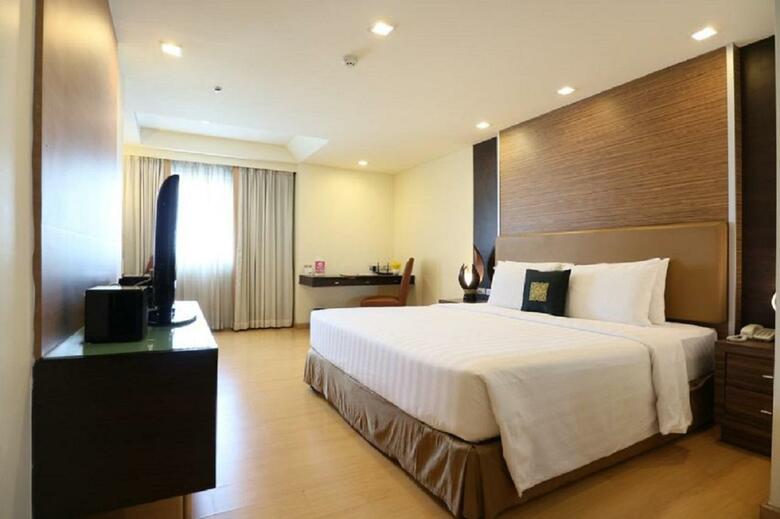 Hotel Aspen Suites Sukhumvit 2 By Compass Hospitality