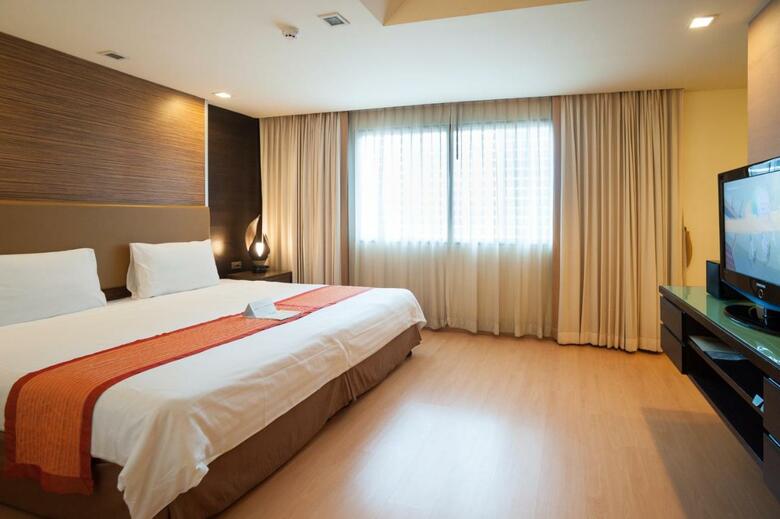 Hotel Aspen Suites Sukhumvit 2 By Compass Hospitality