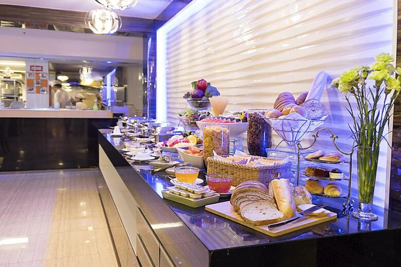 Hotel Aspen Suites Sukhumvit 2 By Compass Hospitality