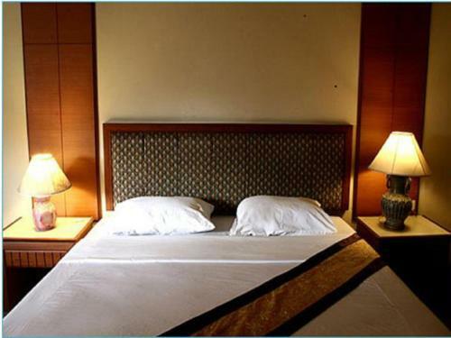 Hotel King Royal Garden Inn