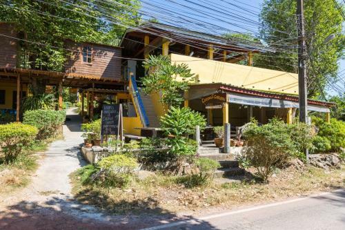 Albergue Asia Backpackers Koh Chang