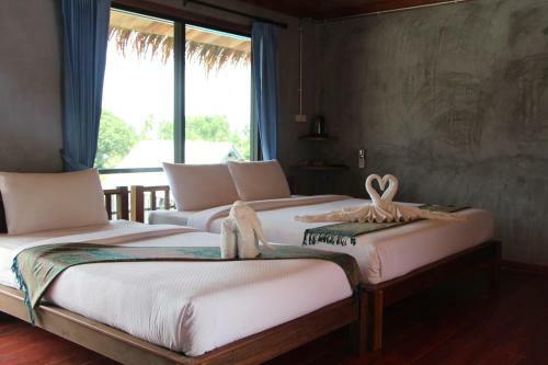 Hostal The Noi Guest House & Restaurant
