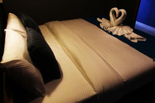 Hostal The Noi Guest House & Restaurant