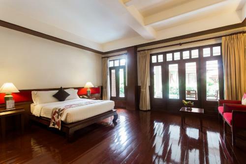 Hotel Samui Buri Beach Resort