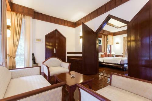 Hotel Samui Buri Beach Resort