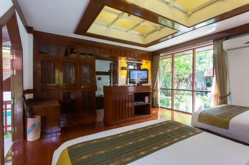 Hotel Samui Buri Beach Resort