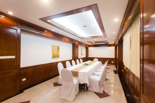 Hotel Samui Buri Beach Resort